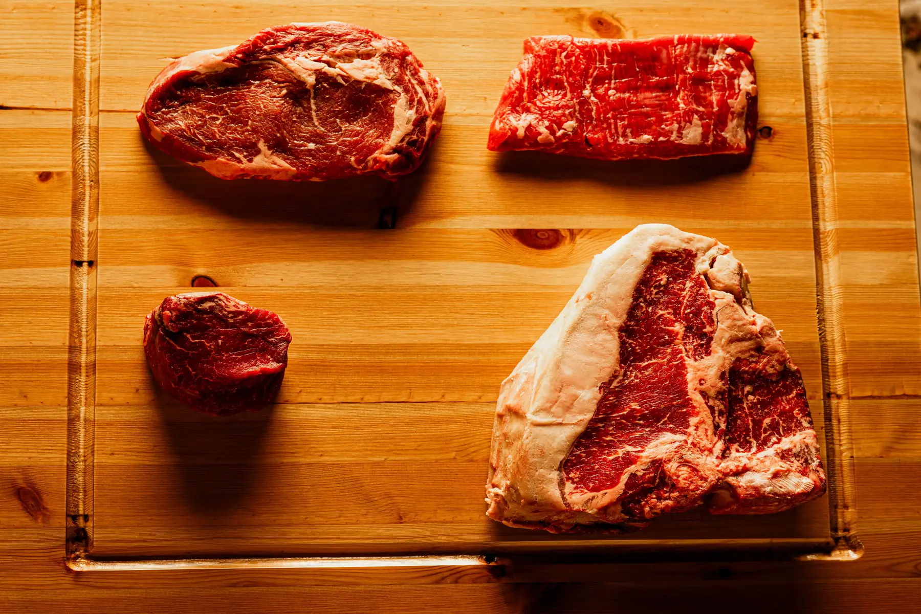 Premium beef and open-fire grill at Medaur